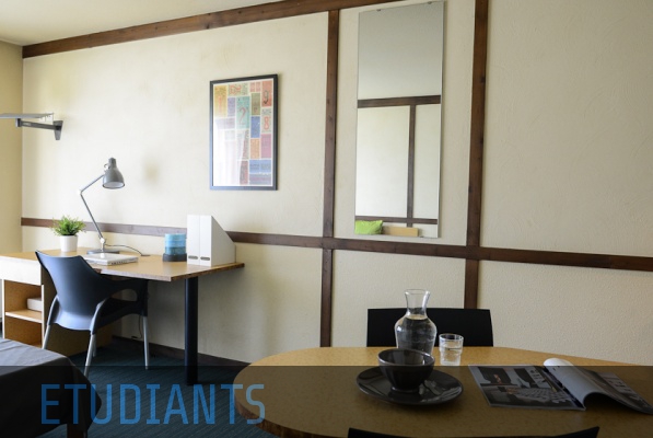  étudiants